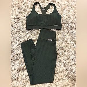 Bombshell Sportswear Chevron Leggings Set